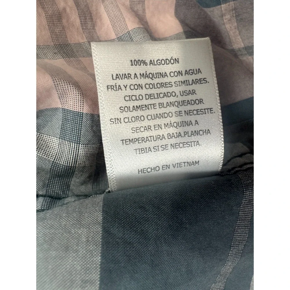 Levis levi button